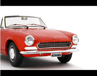 Fiat 124 Sport Spider AS (1438 cc.) 1968 Rosso Laudoracing 1:18 Resinemodell (Türen, Motorhaube... nicht zu öffnen!)